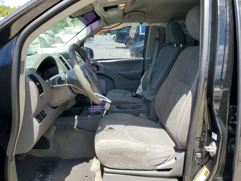 2018 NISSAN FRONTIER SV  