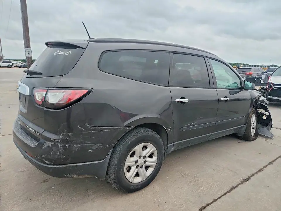2013 CHEVROLET TRAVERSE LS  
