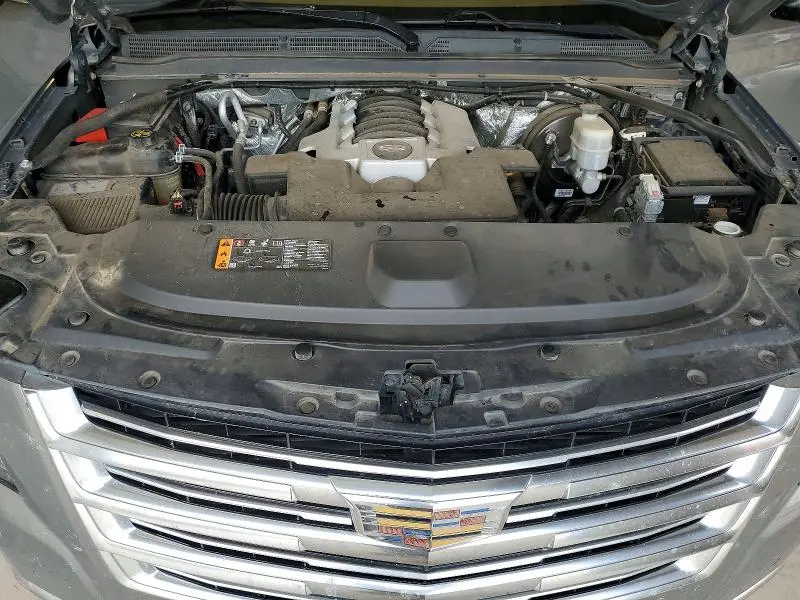 2017 CADILLAC ESCALADE PLATINUM  