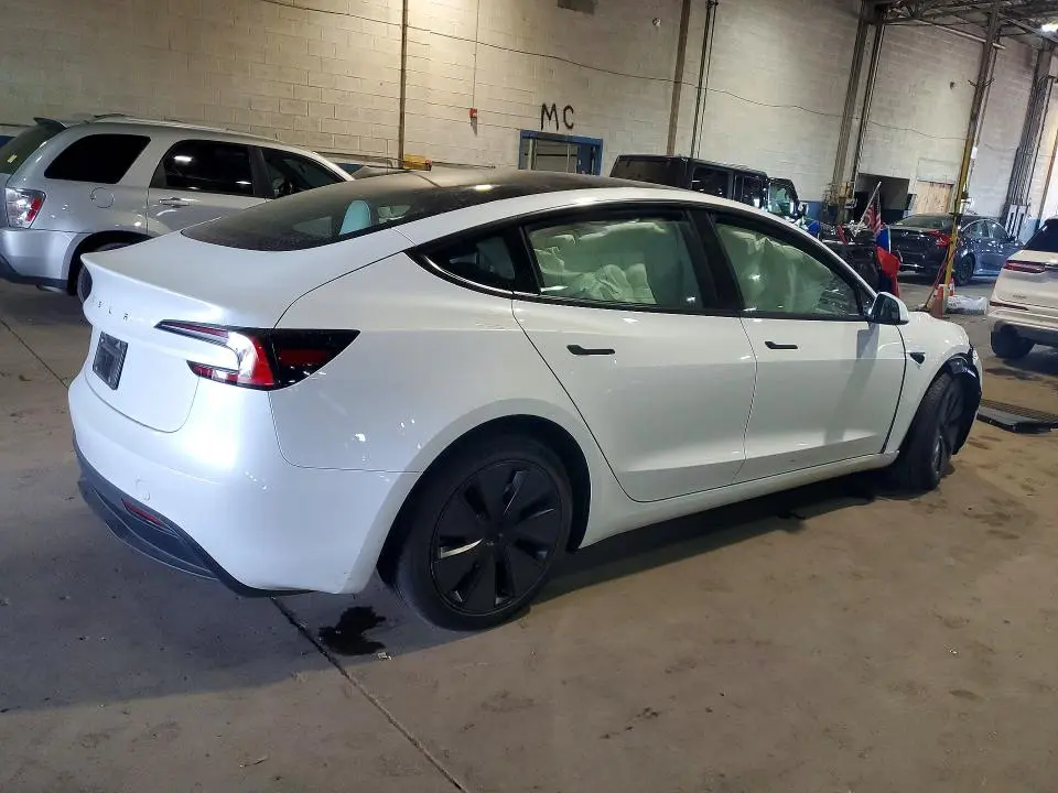 2026 TESLA MODEL 3   