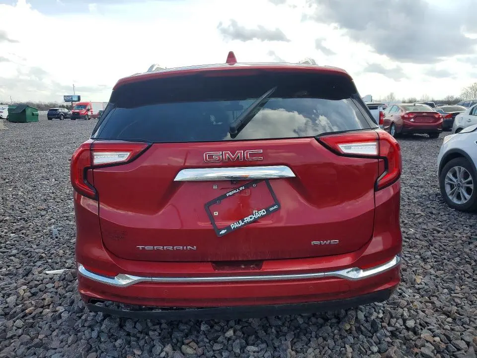 2022 GMC TERRAIN DENALI  