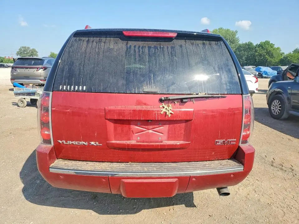 2014 GMC YUKON XL DENALI  