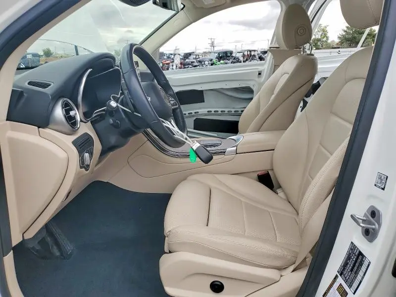 2022 MERCEDES-BENZ GLC 300 4MATIC  