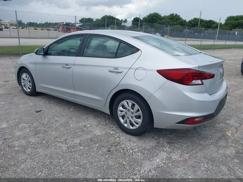 2019 HYUNDAI ELANTRA SE