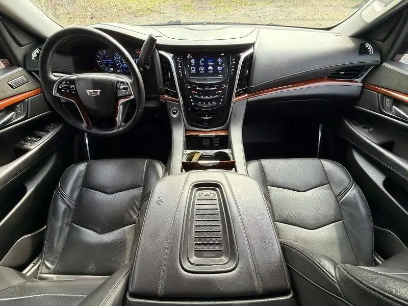 2019 CADILLAC ESCALADE ESV  