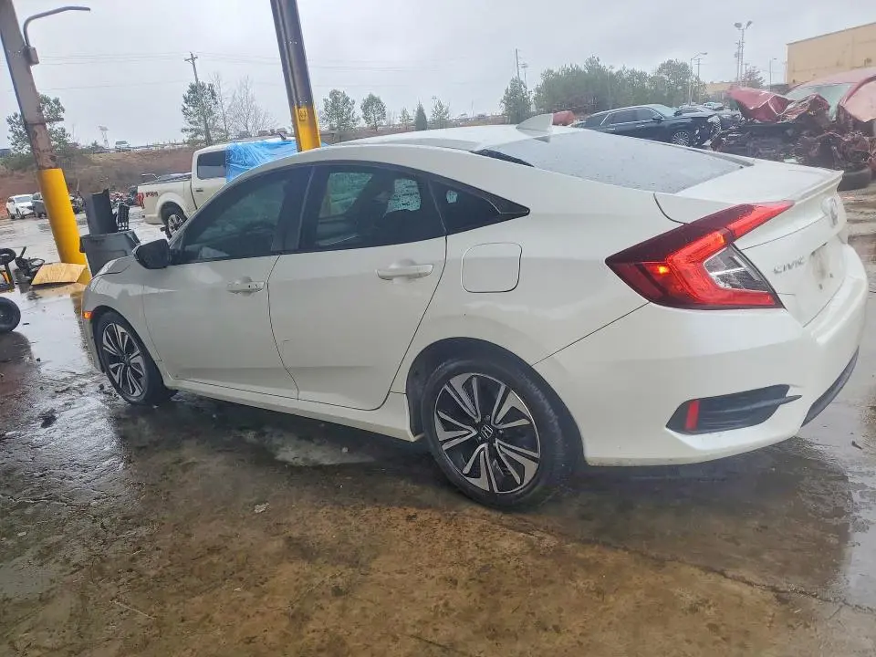 2017 HONDA CIVIC EX  