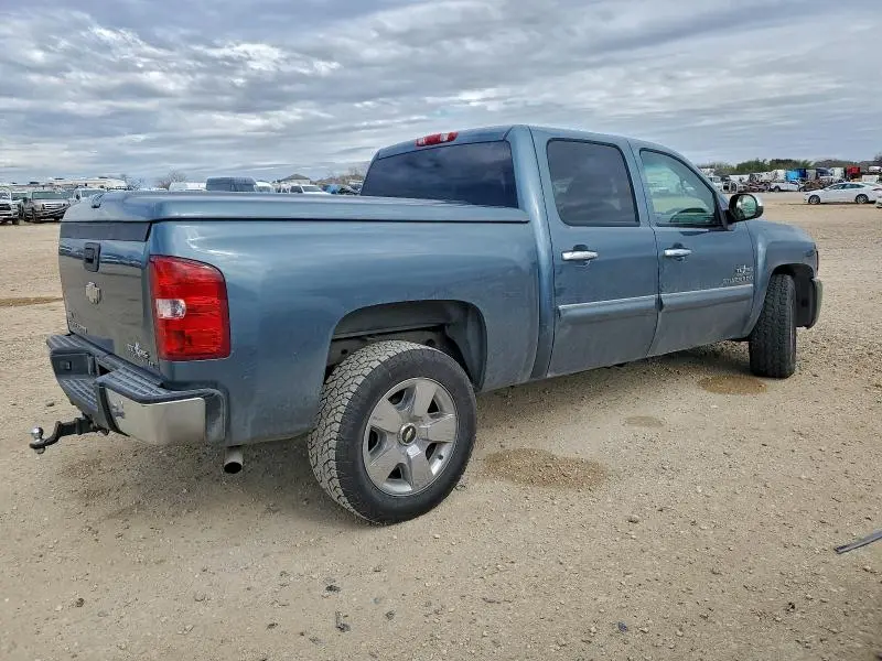 2011 CHEVROLET SILVERADO C1500 LT  