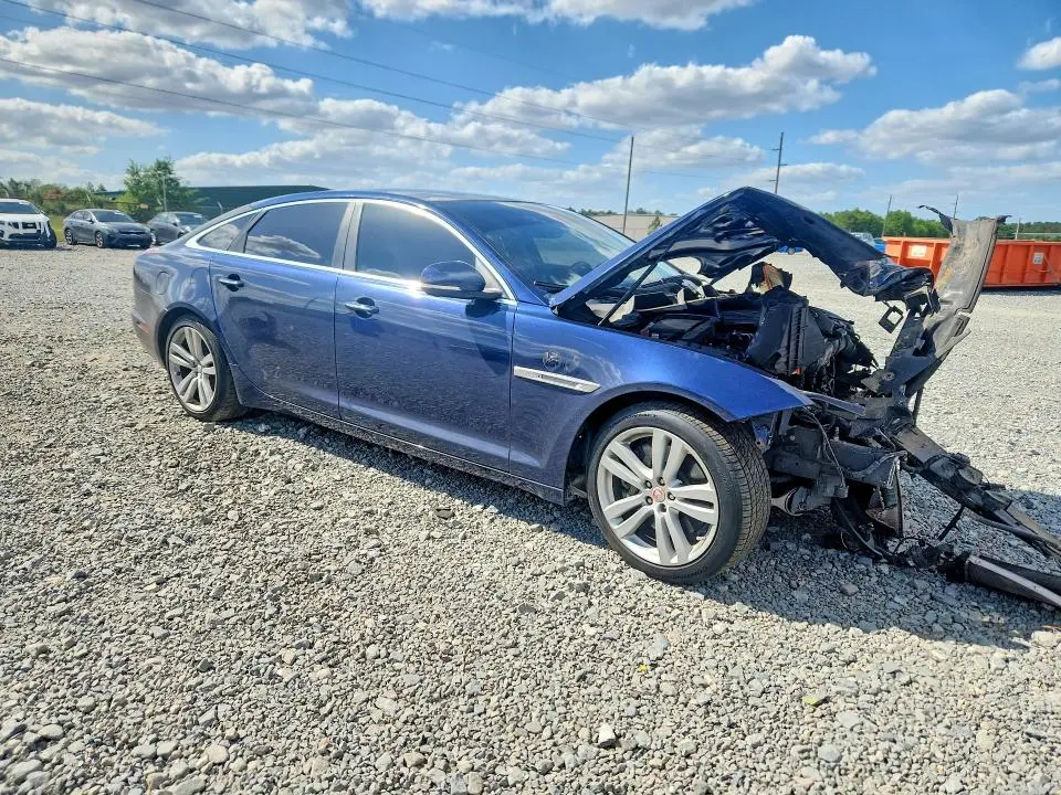 2016 JAGUAR XJL PORTFOLIO  