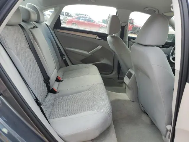 2014 VOLKSWAGEN PASSAT S  