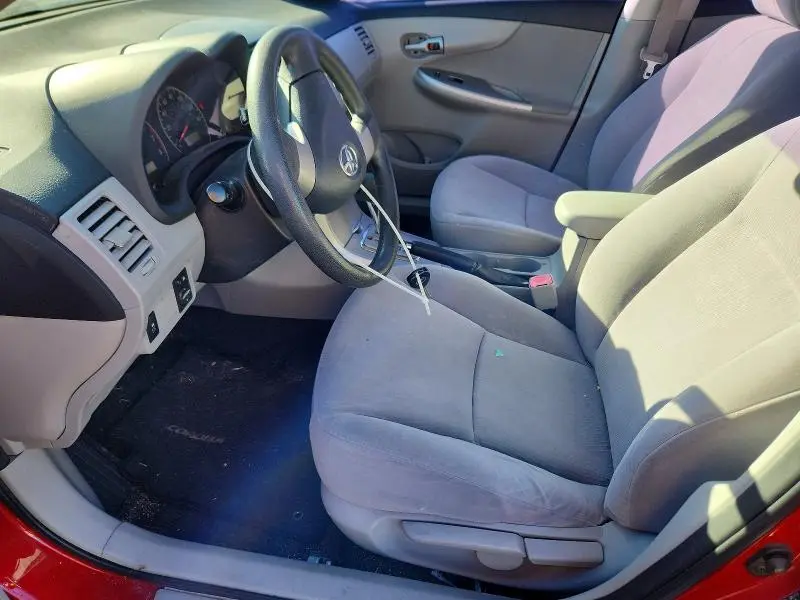 2011 TOYOTA COROLLA LE  
