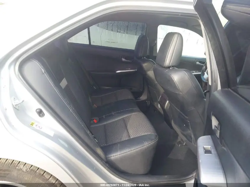 2012 TOYOTA CAMRY SE