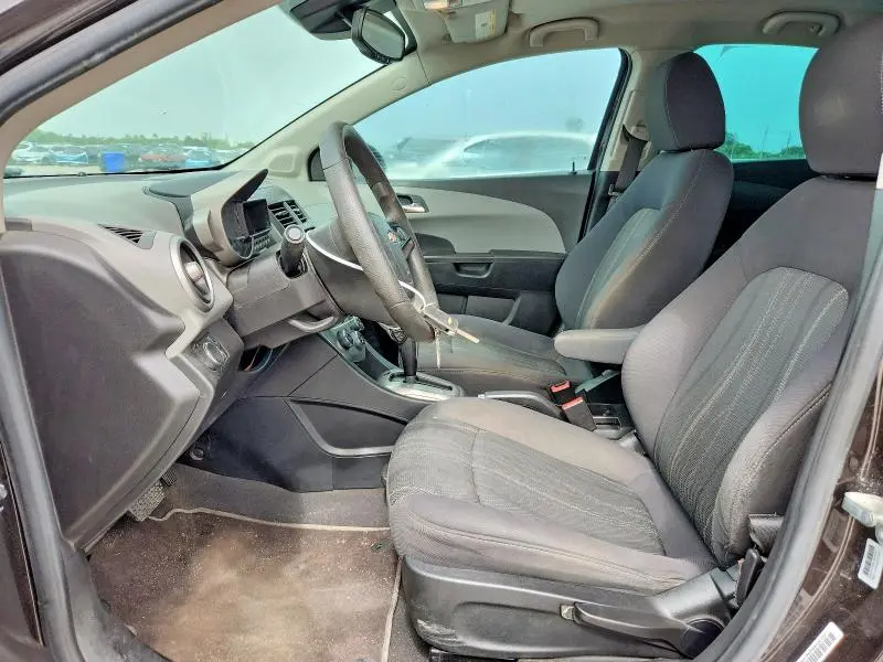 2014 CHEVROLET SONIC LT  