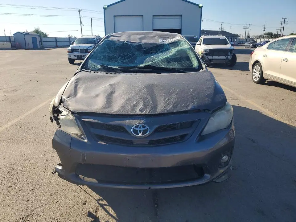 2013 TOYOTA COROLLA S  
