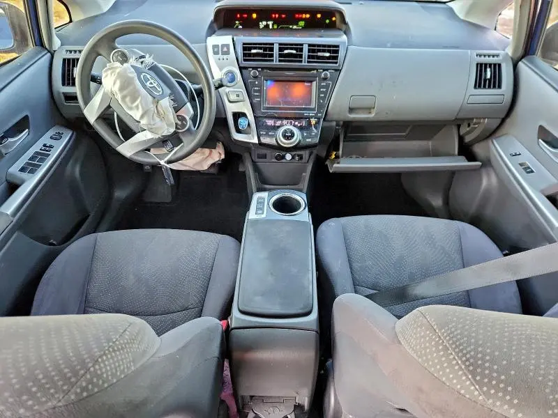 2013 TOYOTA PRIUS V   