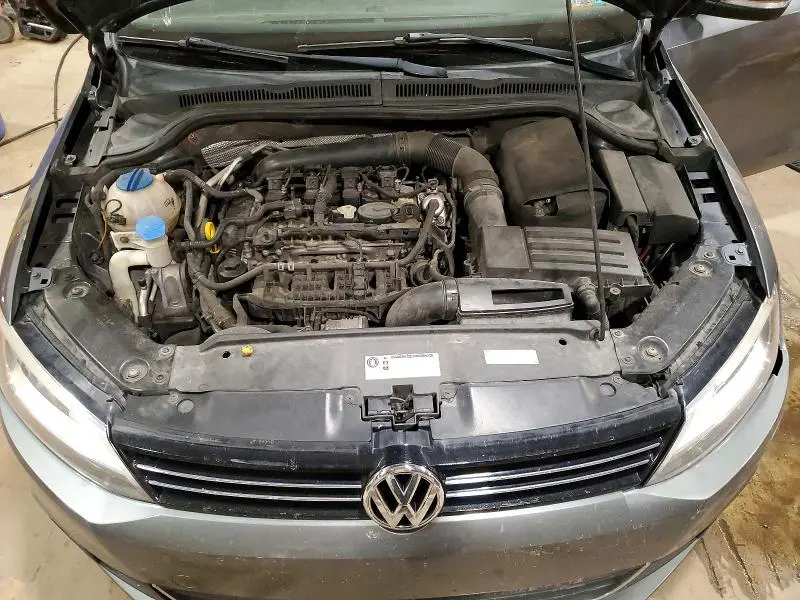 2014 VOLKSWAGEN JETTA SEL  