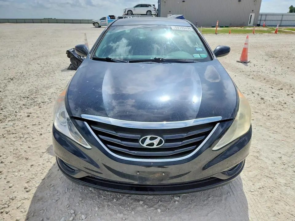 2012 HYUNDAI SONATA GLS  
