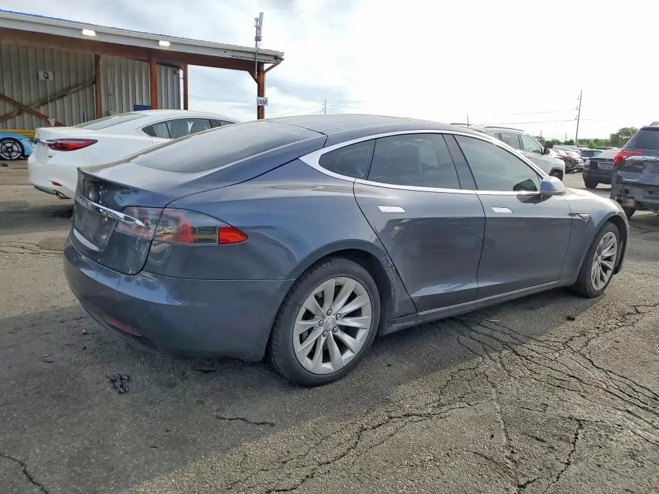 2016 TESLA MODEL S   