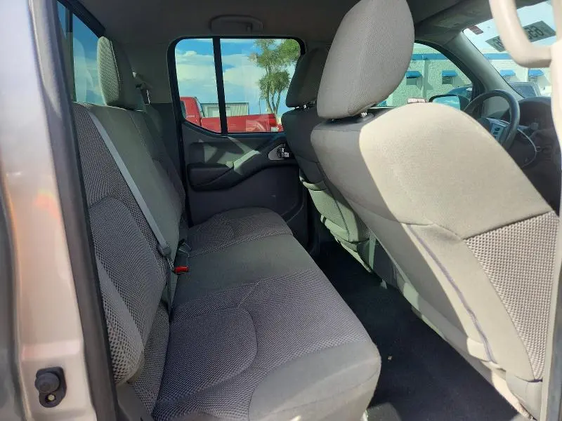 2019 NISSAN FRONTIER SV  