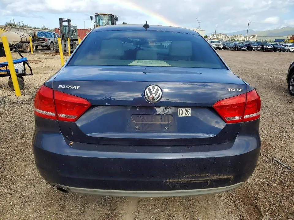 2014 VOLKSWAGEN PASSAT SE  