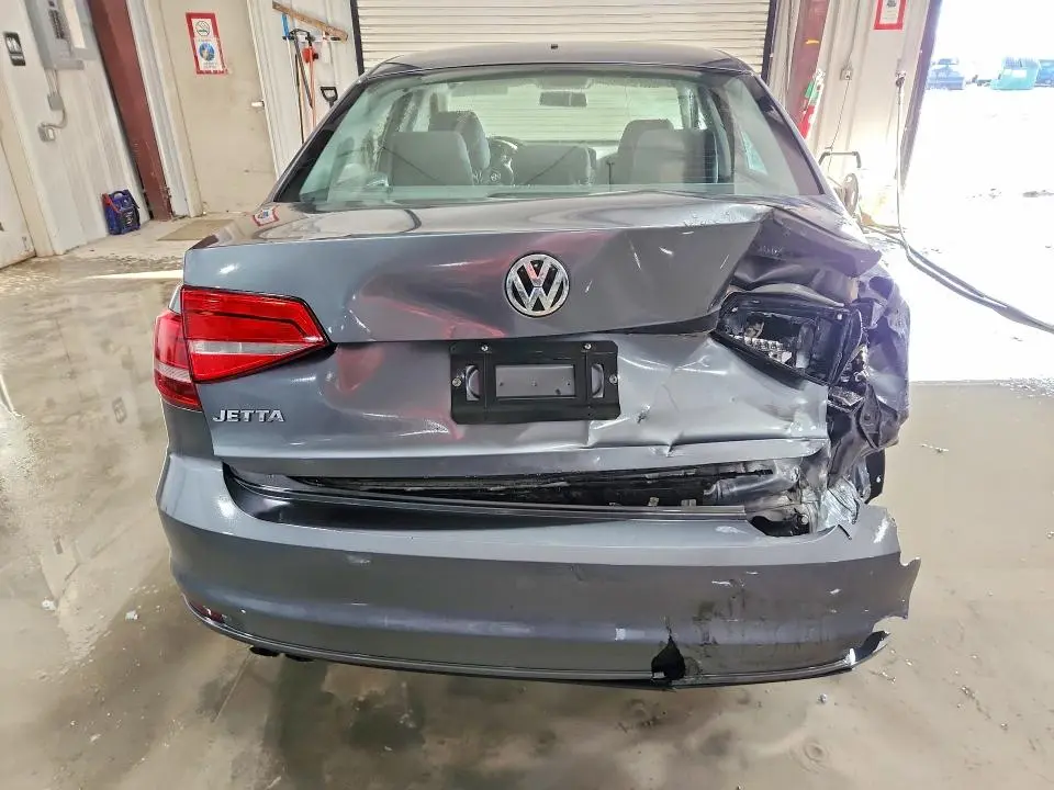 2015 VOLKSWAGEN JETTA BASE  