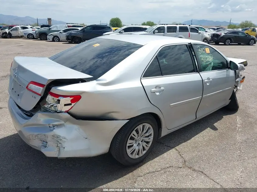 2014 TOYOTA CAMRY LE