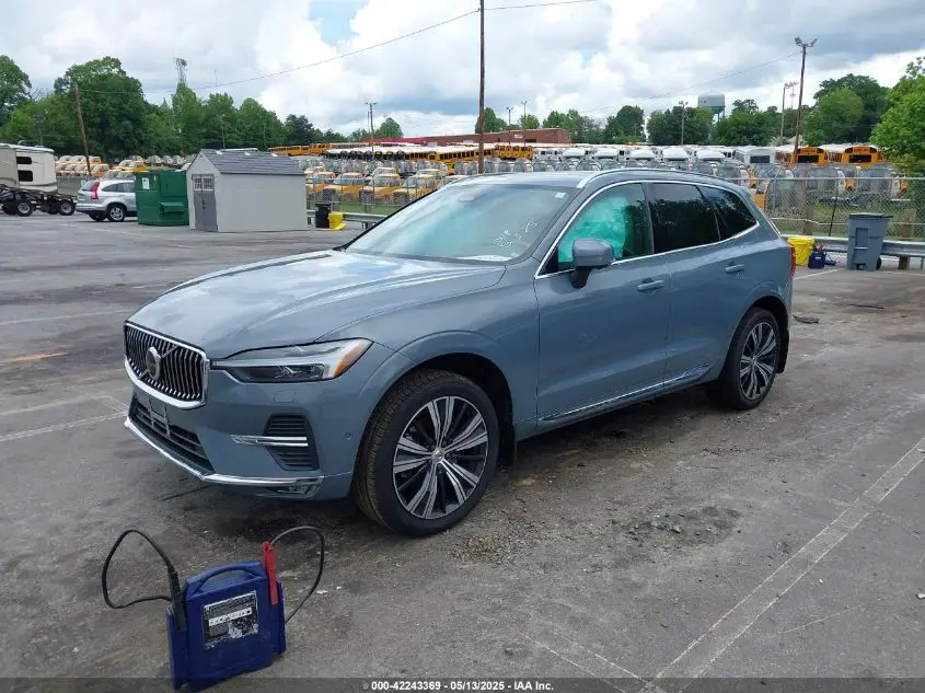 2022 VOLVO XC60 B6 INSCRIPTION