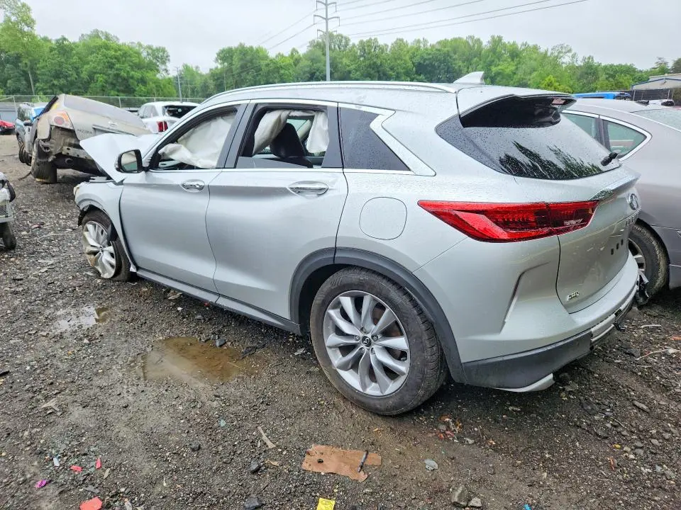 2019 INFINITI QX50 BASE  