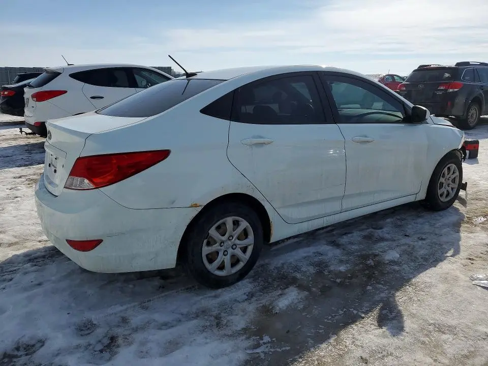 2012 HYUNDAI ACCENT GLS  