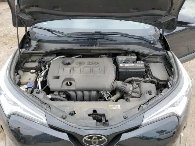 2019 TOYOTA C-HR XLE  