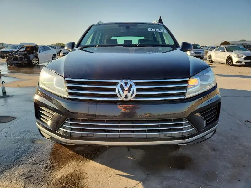 2016 VOLKSWAGEN TOUAREG SPORT  