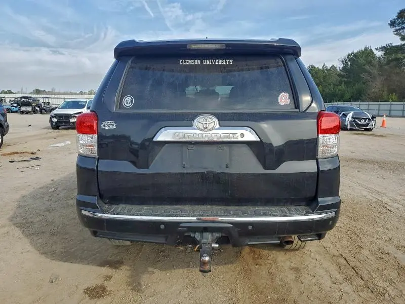2012 TOYOTA 4RUNNER SR5  