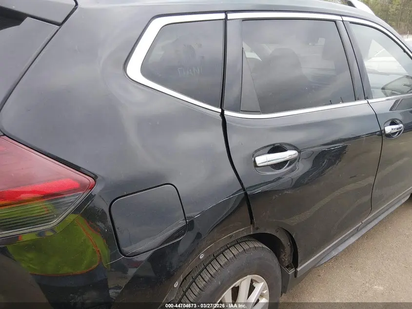 2019 NISSAN ROGUE SV