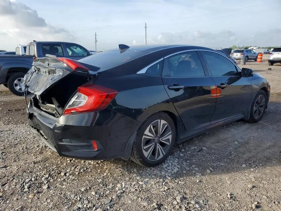 2017 HONDA CIVIC EX  