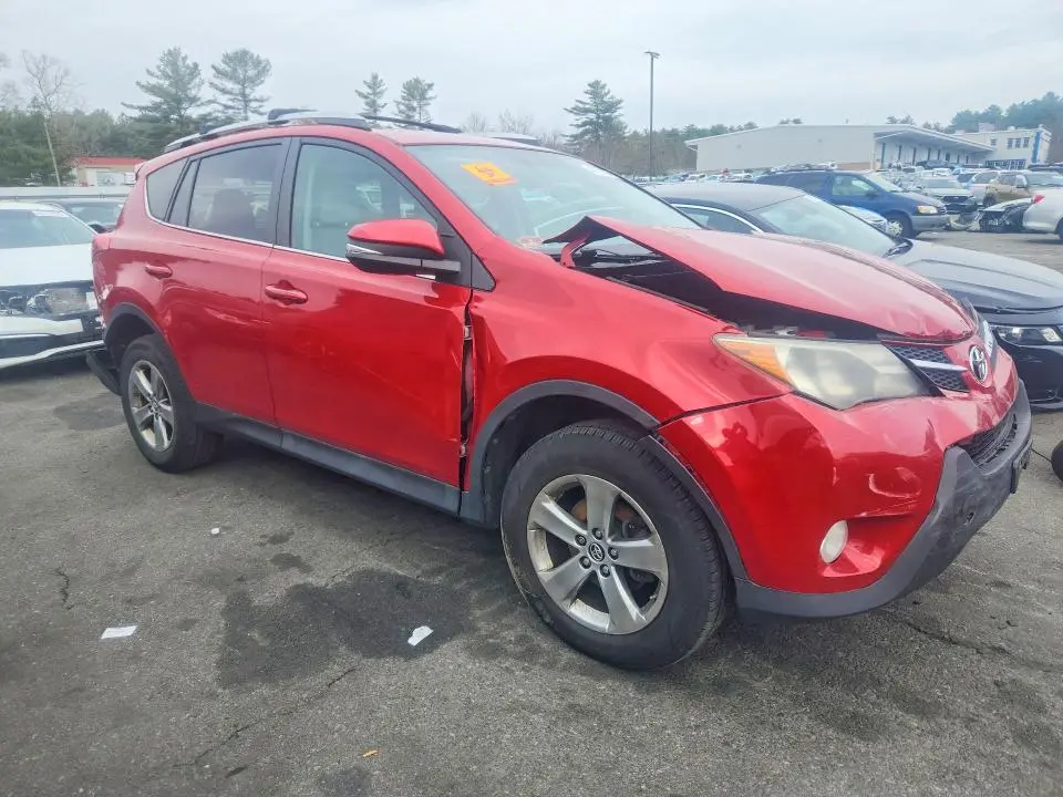 2015 TOYOTA RAV4 XLE  