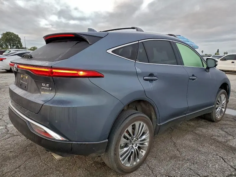 2022 TOYOTA VENZA LE  