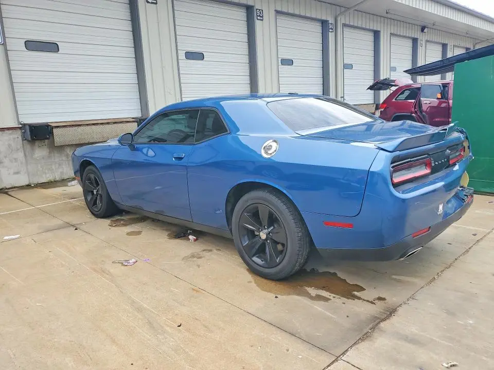 2022 DODGE CHALLENGER SXT  
