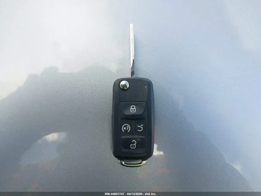 2013 VOLKSWAGEN PASSAT 2.0L TDI SEL PREMIUM
