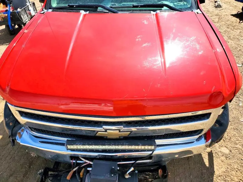 2011 CHEVROLET SILVERADO K1500 LT  