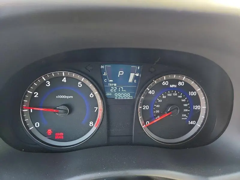 2014 HYUNDAI ACCENT GLS  