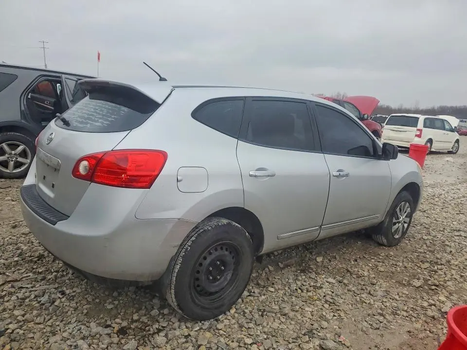 2013 NISSAN ROGUE S  