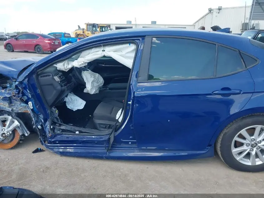 2025 TOYOTA CAMRY LE