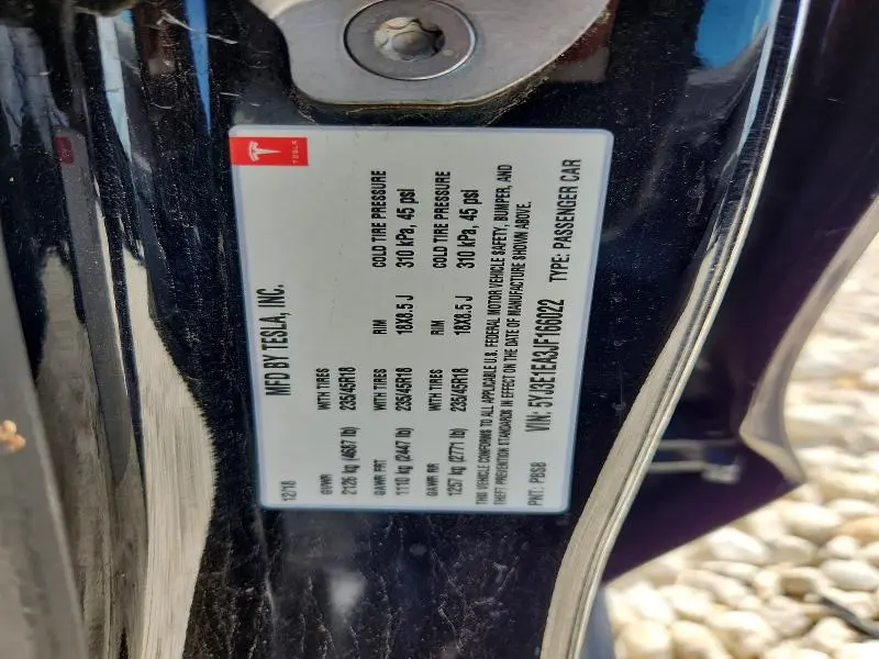 2018 TESLA MODEL 3   