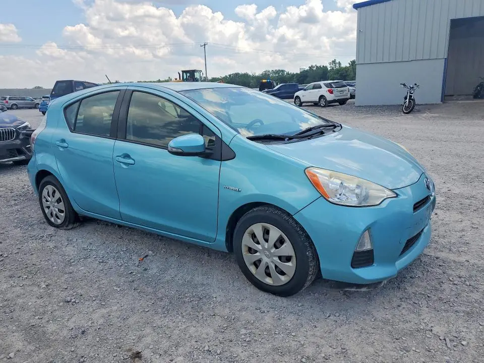 2014 TOYOTA PRIUS C TWO  