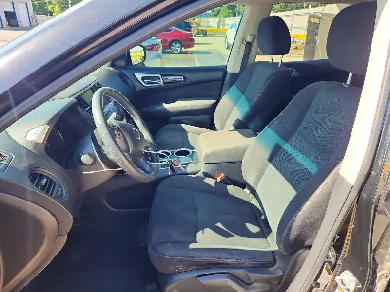 2016 NISSAN PATHFINDER S  