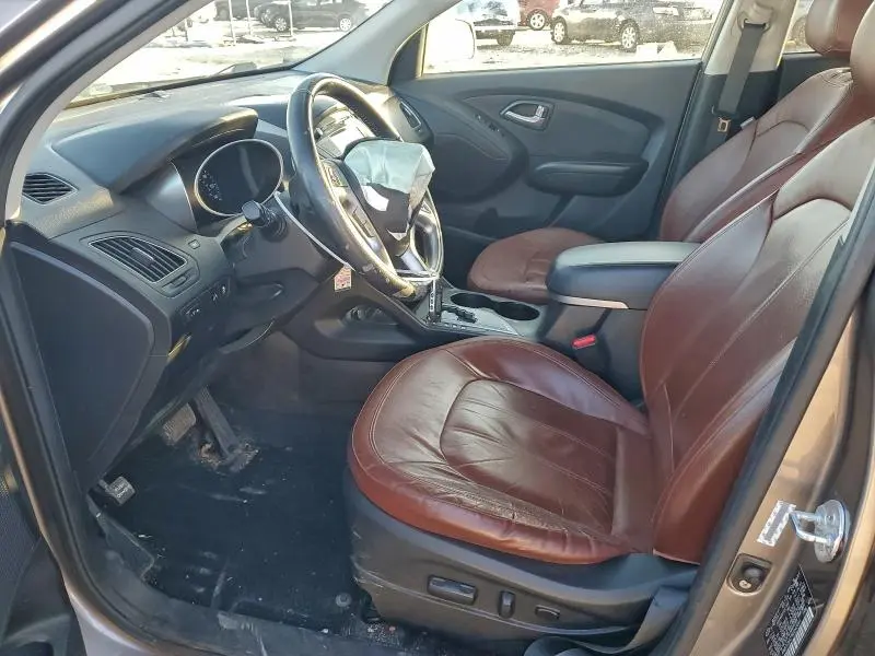 2011 HYUNDAI TUCSON GLS  