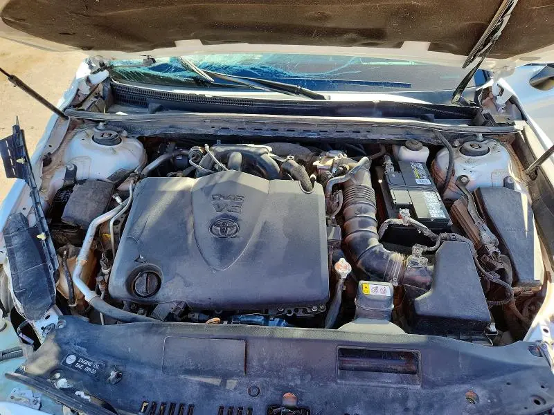 2019 TOYOTA CAMRY XSE V6  