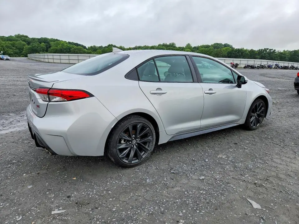 2024 TOYOTA COROLLA SE  