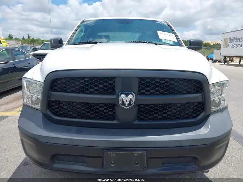 2018 RAM 1500 TRADESMAN  4X2 5'7 BOX