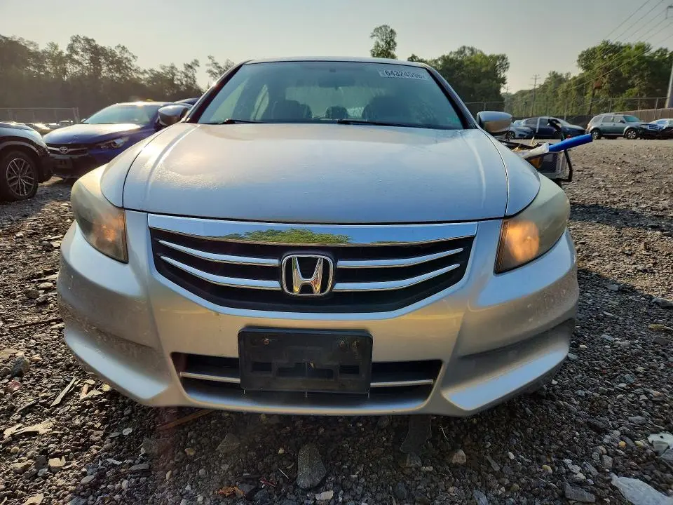 2011 HONDA ACCORD SE  