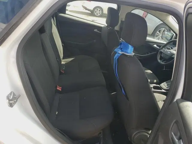 2018 FORD FOCUS SE  